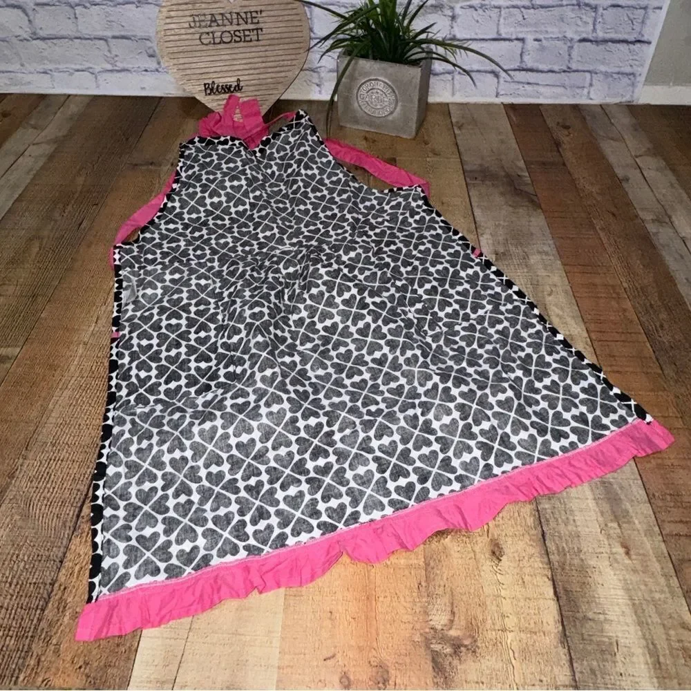 Nwt queen of hearts apron kitchen